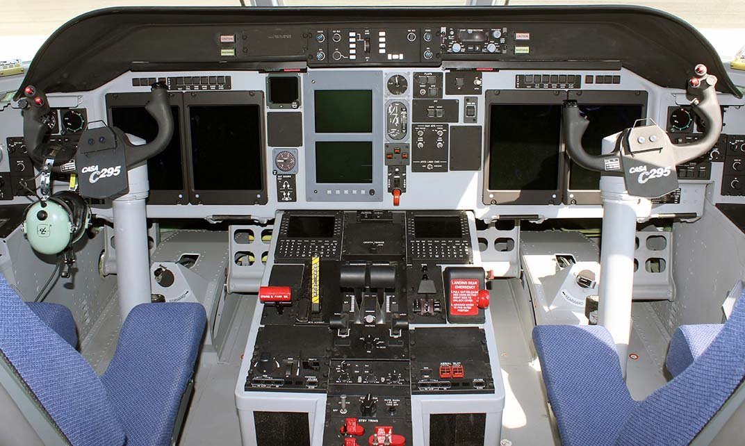 C.295W avión de transporte militar