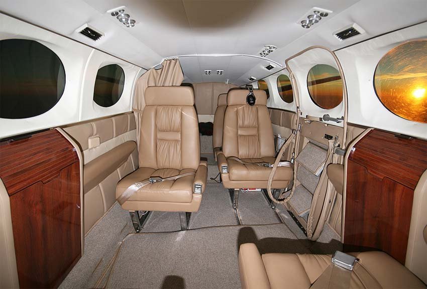 Cessna 425 Corsair
