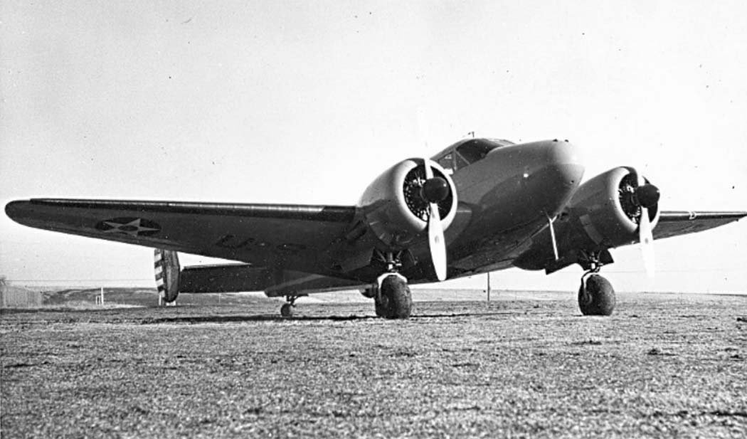 C-45 Expeditor avión de transporte