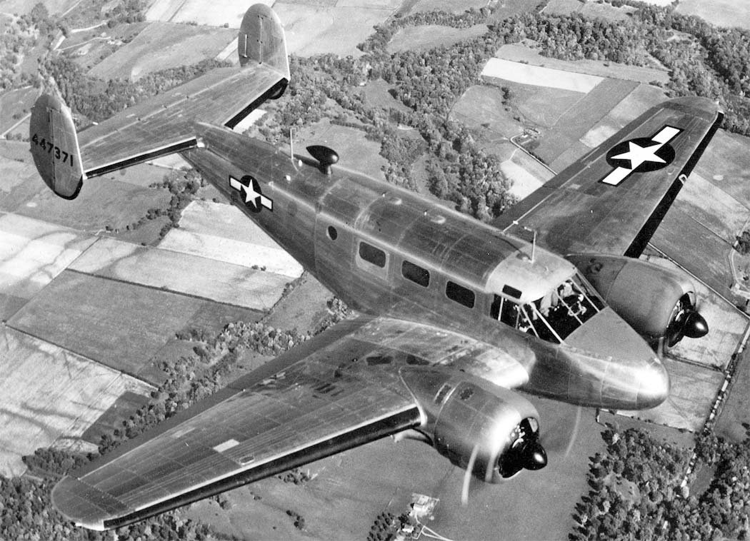 C-45 Expeditor avión de transporte