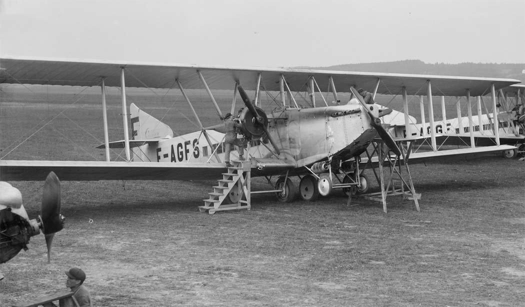 C-81(82) light aircraft