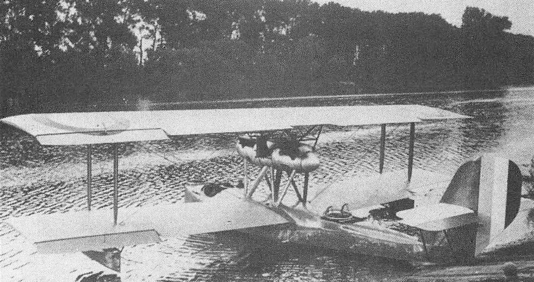 Hidroavión CAMS 33
